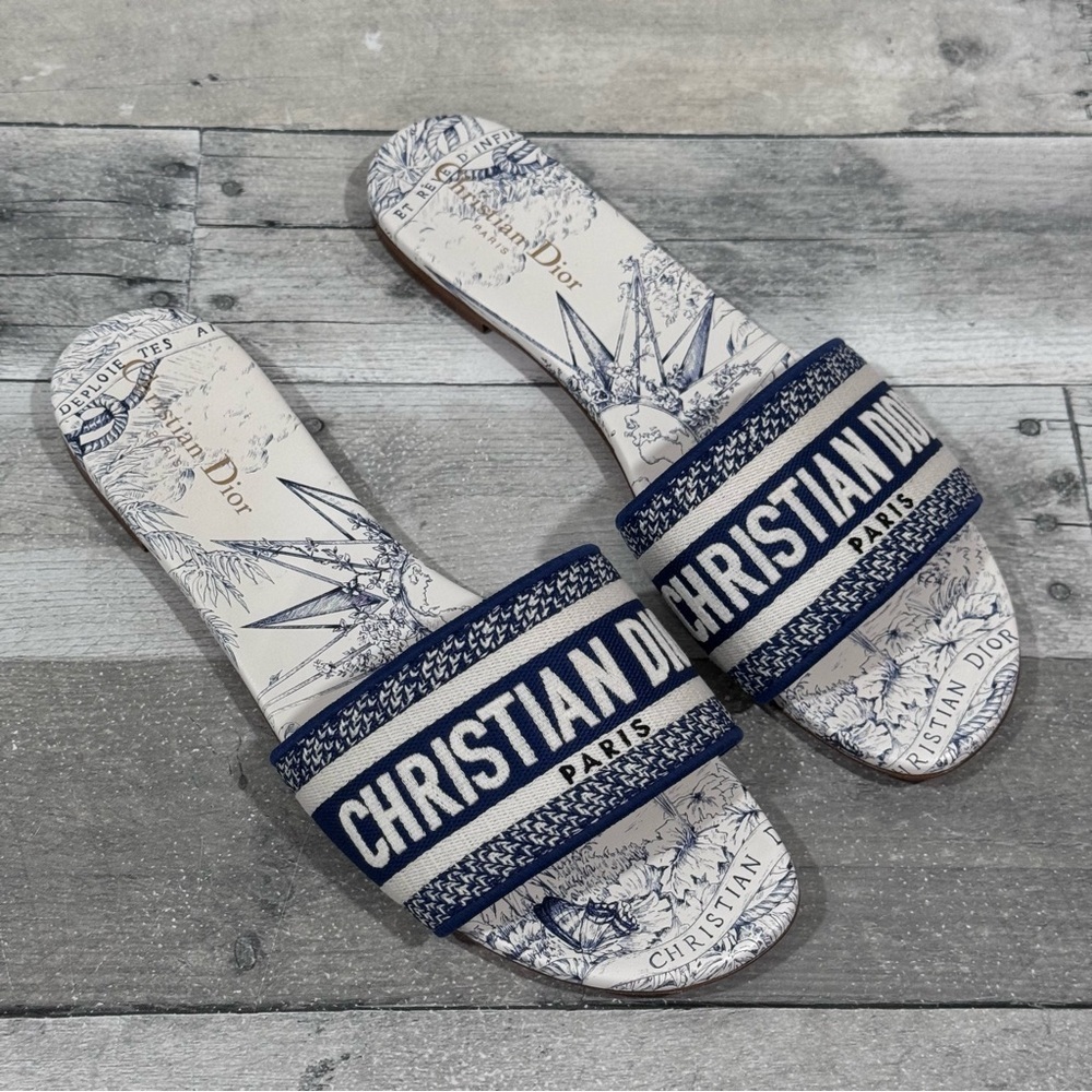 DIOR Dway Slide Sandals - Size - 11.US / 41.EU